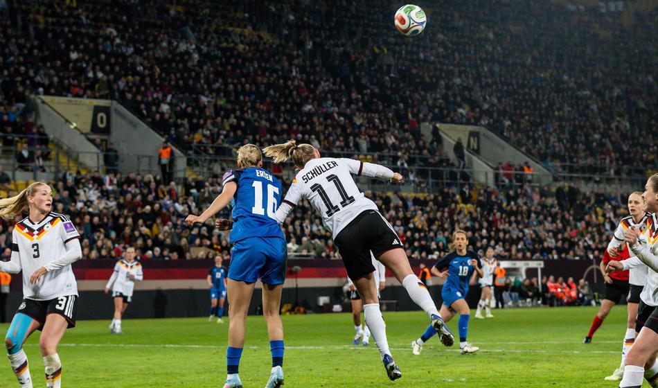 Oslabljene Slovenke brez moči proti Nemkam