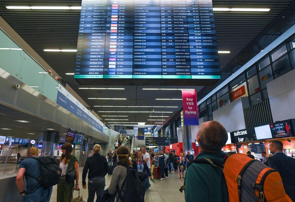 letališče potniki | Avtor: Profimedia