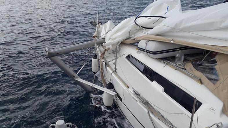 Trčenje jadrnice in motornega čolna