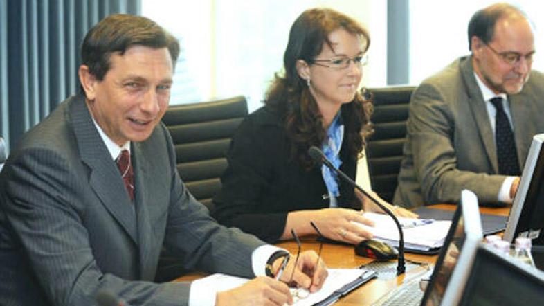 Pahor je povedal, da je naš zdravstveni sistem pripravljen na pandemijo.