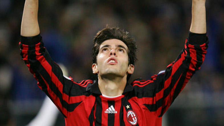 Zdaj je jasno zakaj je Kaka ob vsakem doseženem golu gledal v nebo.