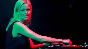 Švedsko didžejko Ido Engberg lahko ulovite na katerem od poletnih festivalov. (F