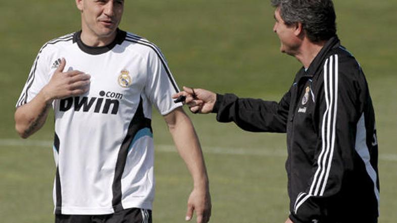 Fabio Cannavaro (levo) bo zapustil četo Juandeja Ramosa.