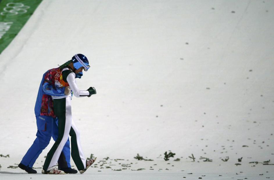 robert kranjec soči smučarski skoki padec