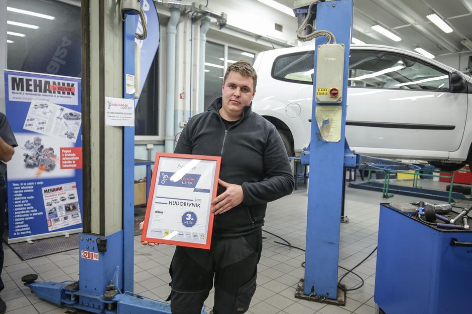 mehanik leta | Avtor: Saša Despot