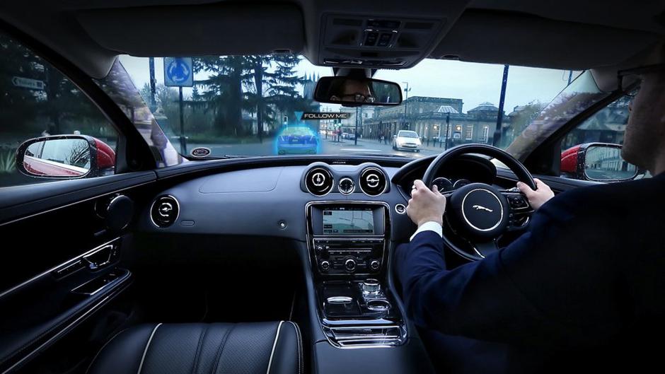 Head-up vetrobransko steklo | Avtor: Jaguar