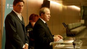 "Jaz sem na večino dosežkov ponosen," pravi premier Borut Pahor. (Foto: Nik Rova