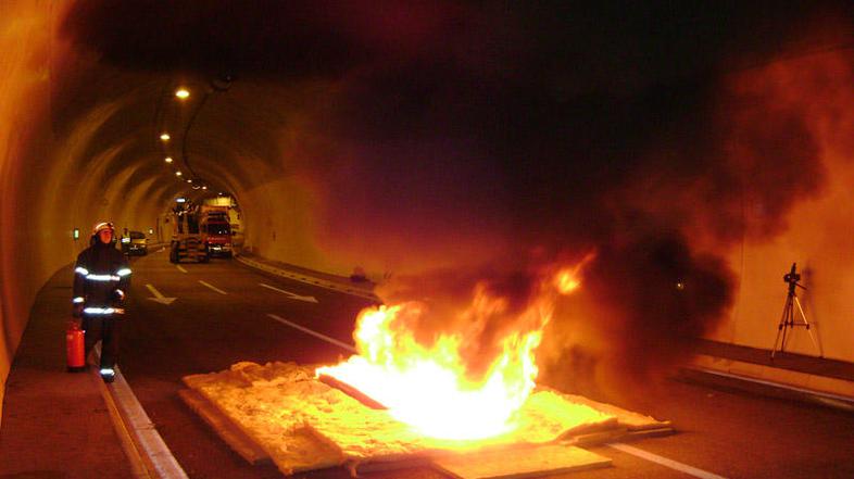 požar, predor Šentvid