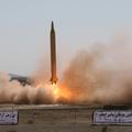 Iran je v nedeljo in ponedeljek izvedel več spornih poskusnih izstrelitev raket.