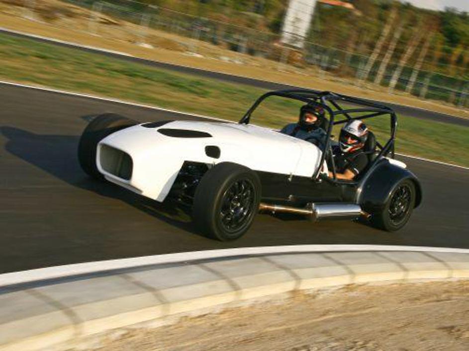 Westfield Sportcars se predstavlja tudi Sloveniji.