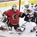 Dustin Byfuglien je v Columbusu dosegel dva gola.