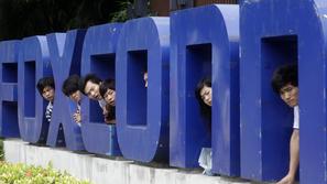 V Foxconnu je zaposlenih 400 tisoč ljudi. (Foto: Reuters)