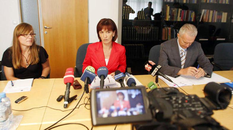 Vodja posebne skupine tožilcev Blanka Žgajnar in generalna državna tožilka Barba