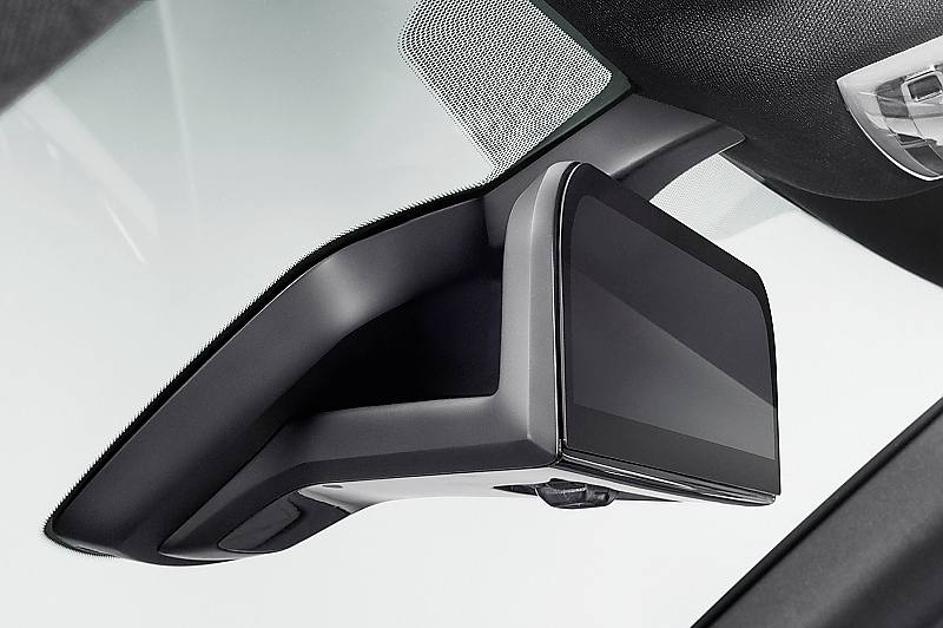 BMW digitalno ogledalo
