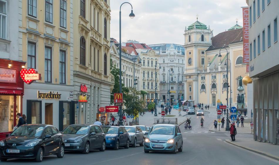 Avstrija bo udarila po voznikih: prometne kazni bodo kar za polovico višje