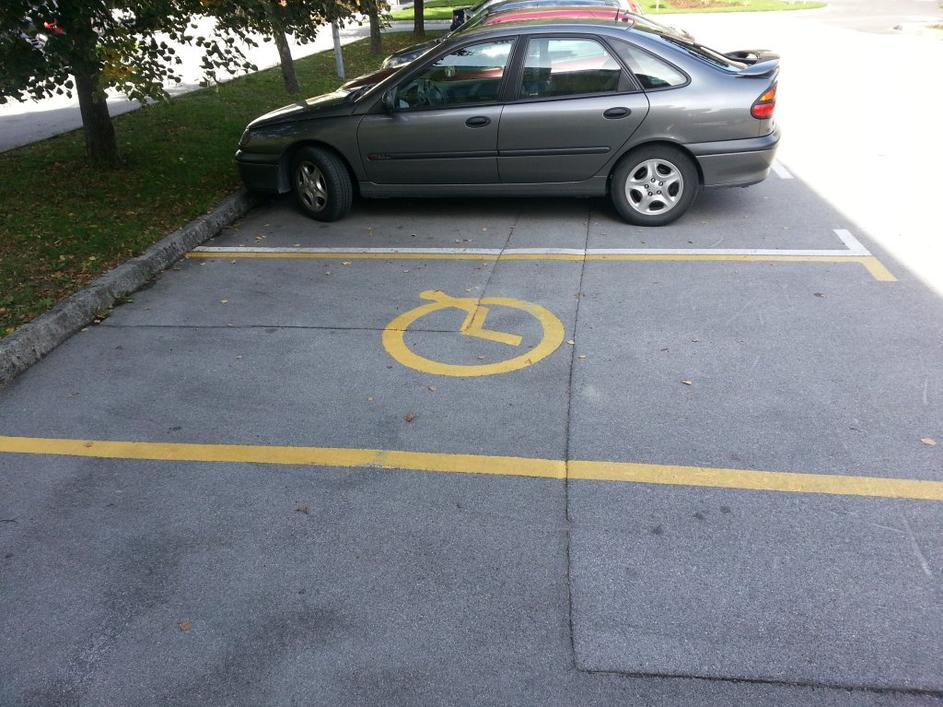 Parkirišče za invalide