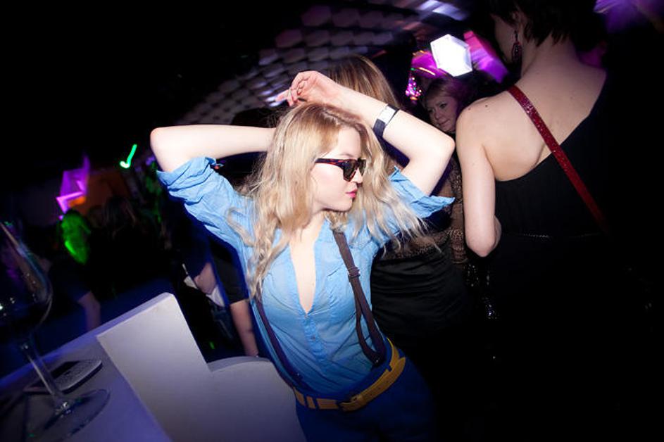 Hišni zvoki razplesali Top