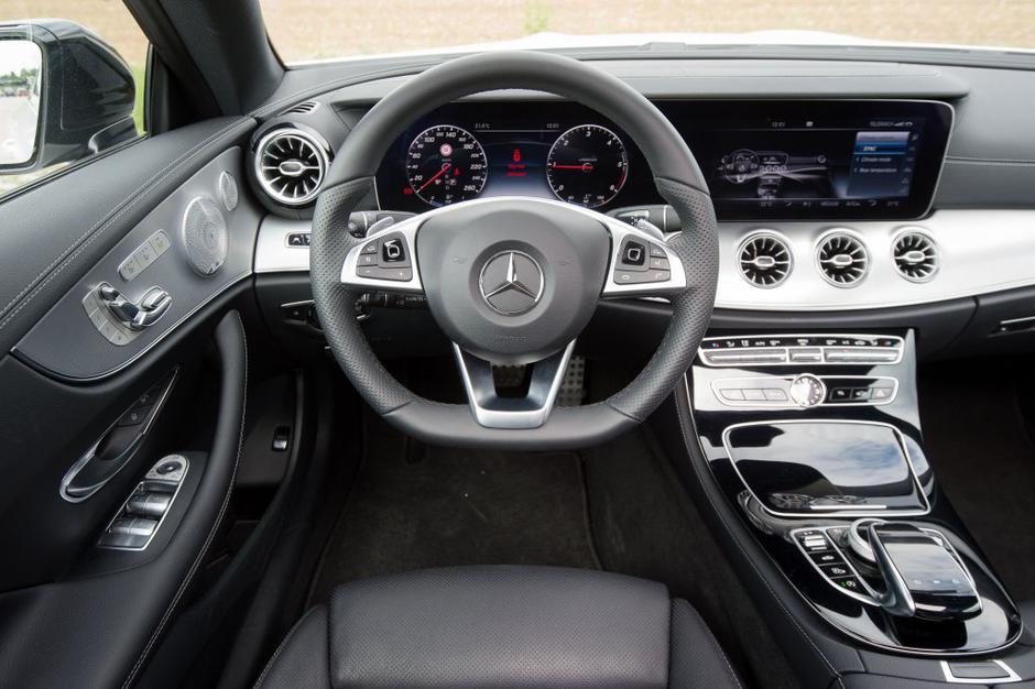 Mercedes E | Avtor: Anže Petkovšek