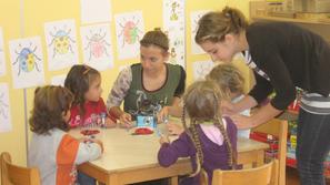 Dolenjska 14.10.10, romi, vrtec pikapolonica, otroci, foto: k polster