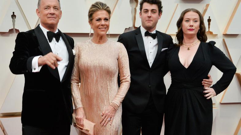 Tom Hanks, Rita Wilson, Truman Theodore Hanks, Elizabeth Hanks