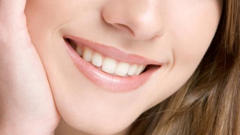 ženska, nasmeh, zobje