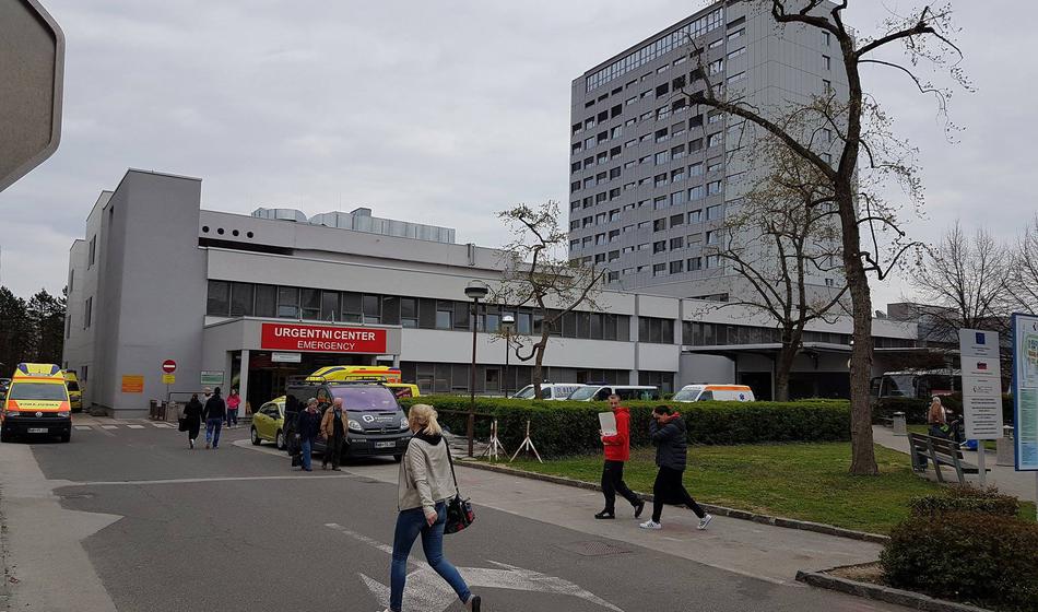 Radiolog iz UKC Maribor delal več ur, kot jih ima teden