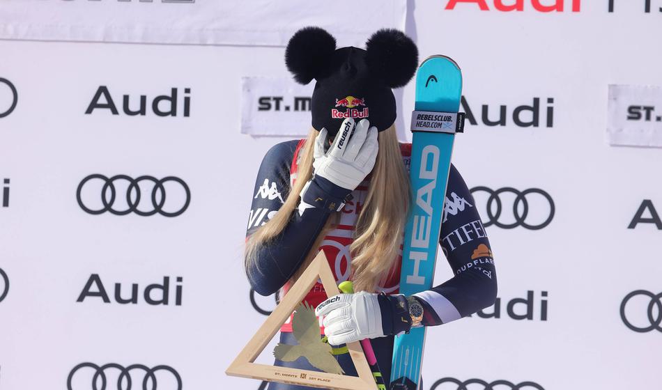 Tako čustvena je bila Lindsey Vonn po prvi zmagi v sedmih letih in pol