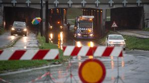 podvoz Zalog poplave padavine komunalna služba zaprta cesta zapora ceste
