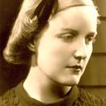 Unity Mitford se je rodila v družini britanskih nacistov. Zaradi medsebojnih nes