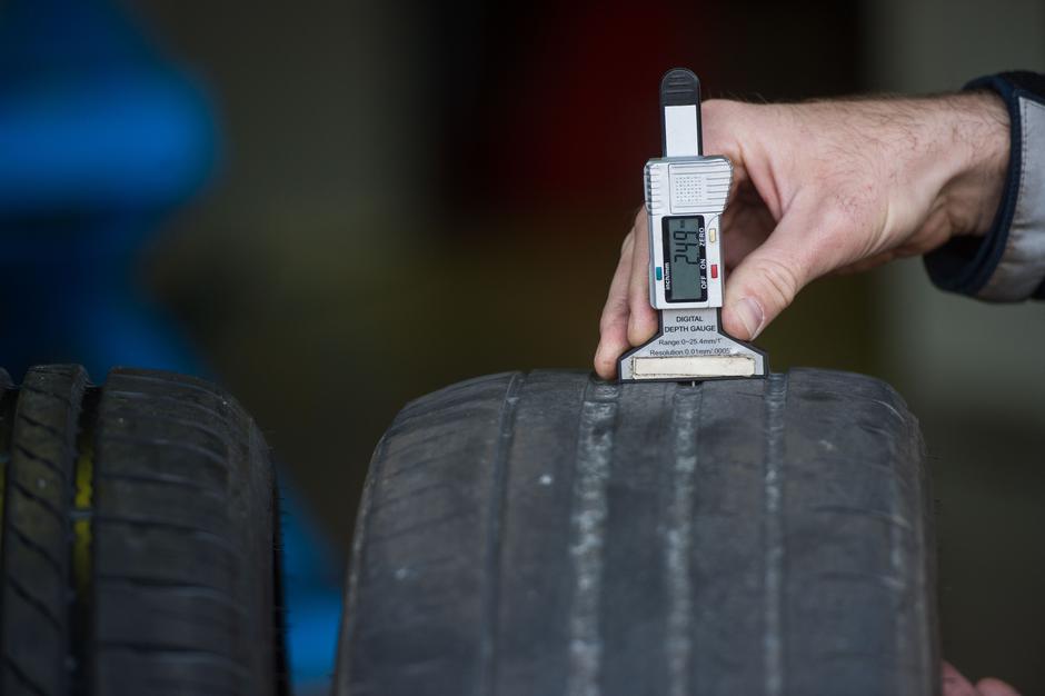 Test pnevmatik | Avtor: Anže Petkovšek