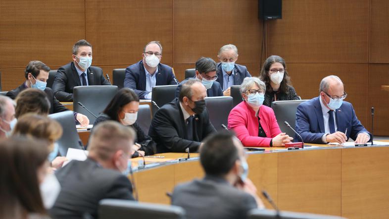 poslanci državni zbor SDS NSi