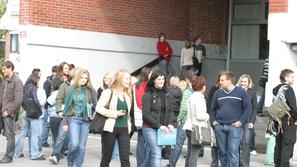 Mariborski študenti so prejšnji teden dobili prošnjo za izpolnitev nacionalne an