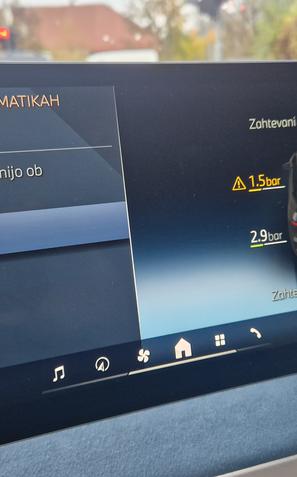 Opozorilo na tlak v pnevmatiki