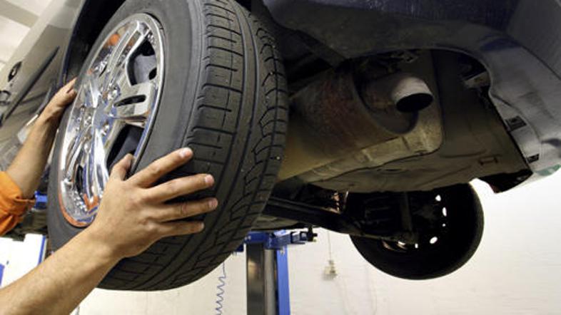 Če vaš avtomobil ne bo ustrezno opremljen, vam grozi 120 evrov kazni. (Foto: iSt