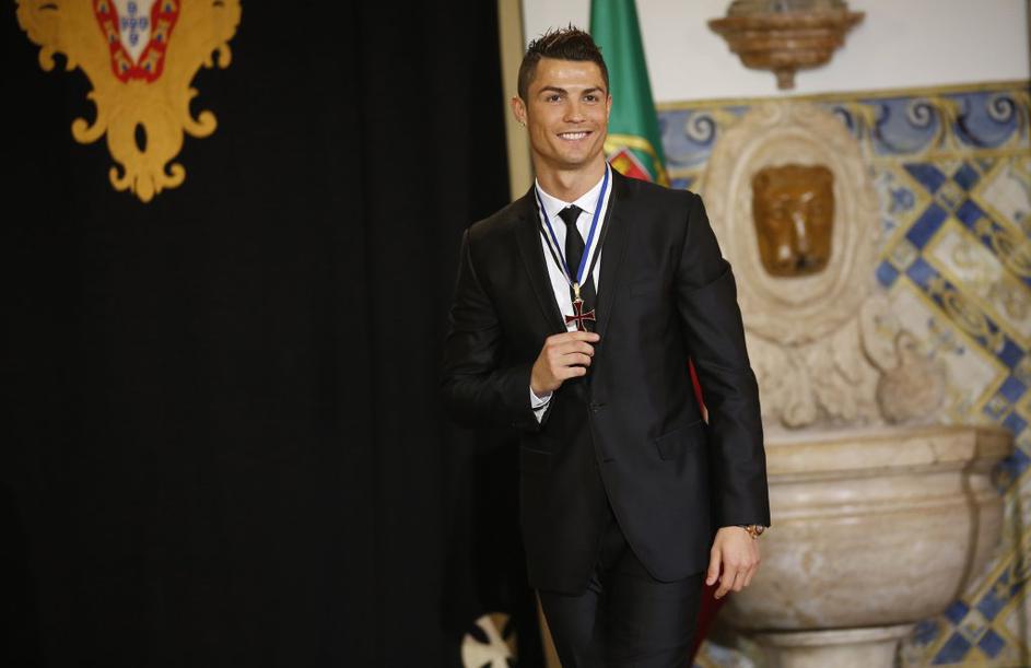 cristiano ronaldo red šprinca henryja odlikovanje portugalska