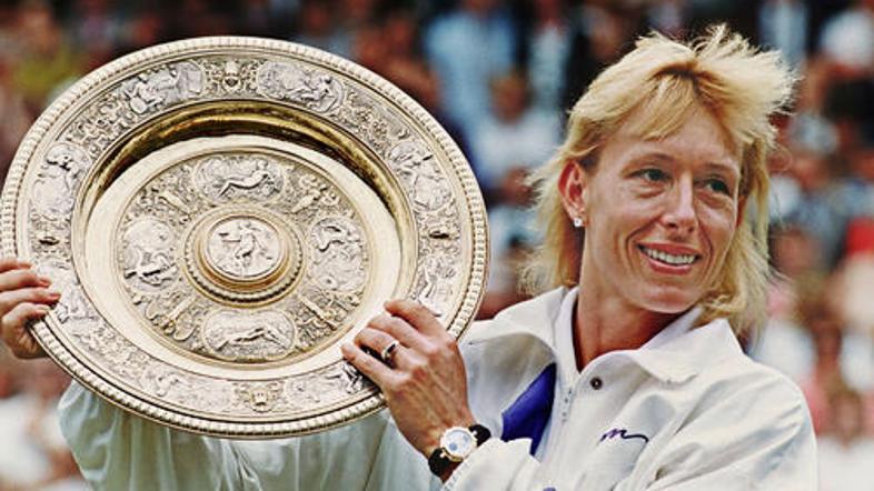 Najuspešnejša med levičarji v Wimbledonu je Martina Navratilova.