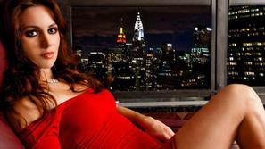 Ve, da je pogodbo dobila zaradi videza, a zdaj tudi odlično igra. (Foto: PokerNe