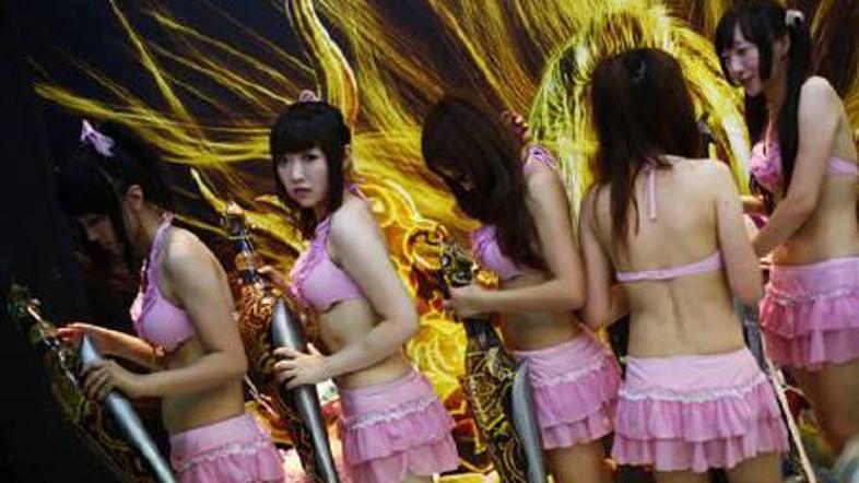 hostese na sejmu. kitajska