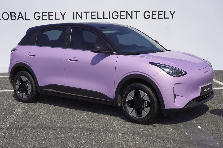 gelly EX2, geely E2