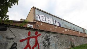 Do konca septembra je rok za izpolnitev vseh pogojev za nakup osem tisoč kvadrat