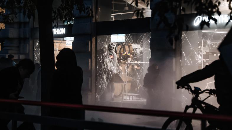protesti italija milan