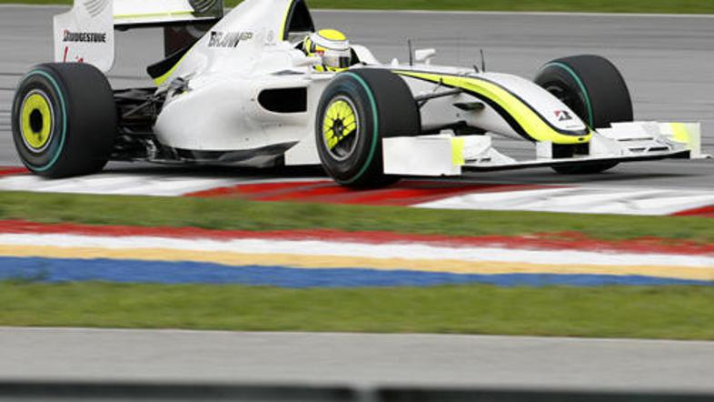 Zmagovalec Melbourna bo na svojo tretjo zmago v karieri startal iz prve vrste.