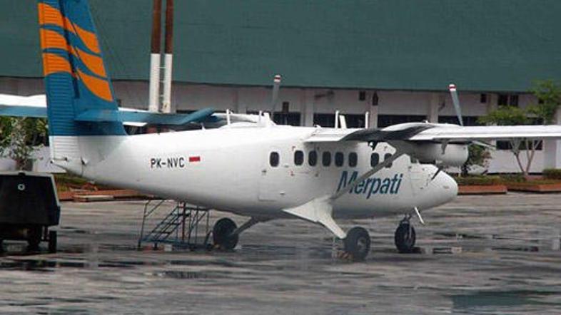Letalo  Twin Otter družbe Merpati Nusantara.