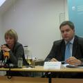Generalna sekretarka Tanja Strniša in Dejan Židan trdita, da novi zakon o dohodn
