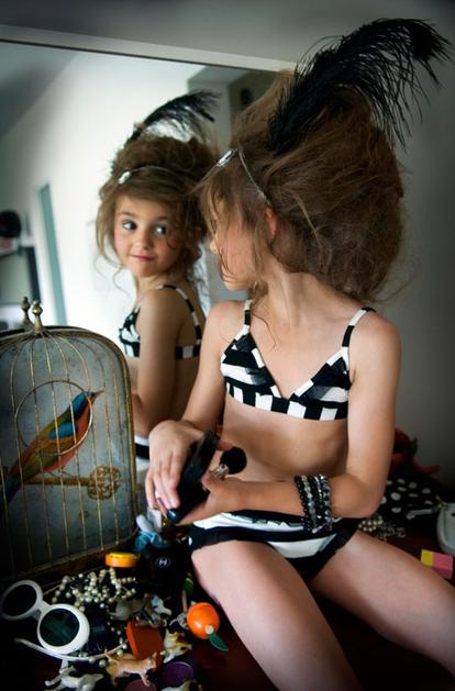 Seksi perilo za deklice