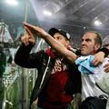 Paolo Di Canio je zatrjeval, da s salutiranjem ni želel posnemati fašističnega v