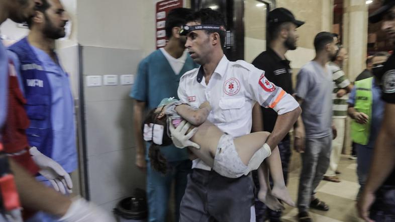 ranjen otrok v Gazi