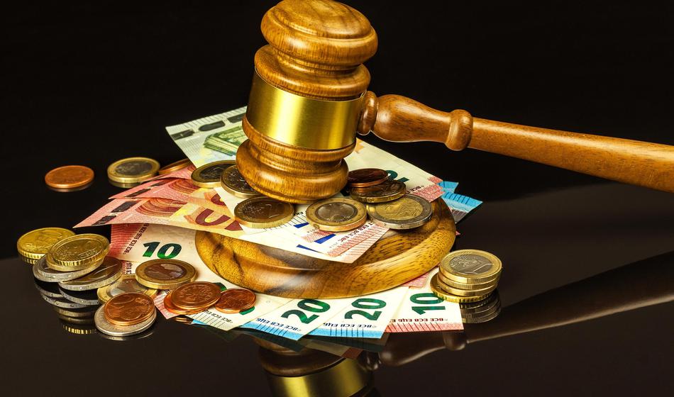 Tožbe zoper Slovenijo: Državni odvetniki so ji v treh letih privarčevali 1,3 milijarde evrov