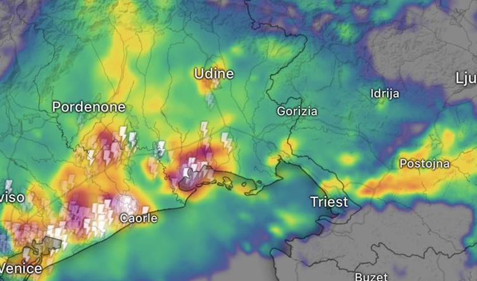 Pozor! Proti Sloveniji prihaja močen nevihtni sistem, to prinaša