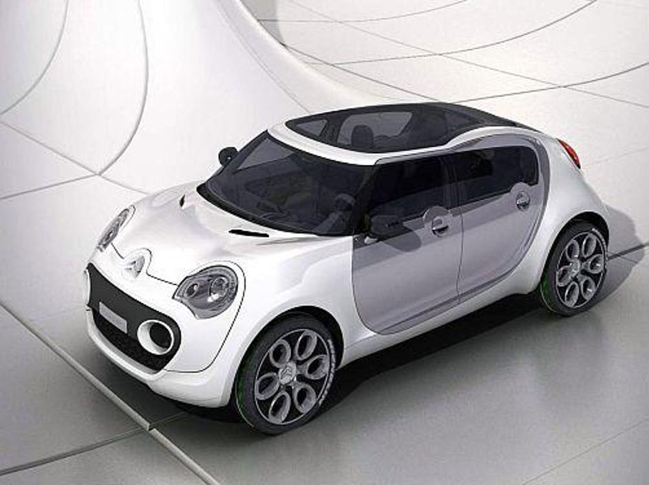 Najvišja hitrost 1306 kg težkega C-cactusa je omejena na okroglih 150 km/h.